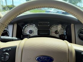 2014 FORD EXPEDITION SUV V8, FLEX FUEL, 5.4 LITER XLT SPORT UTILITY 4D