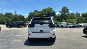 2020 Jeep Grand Cherokee - Image 5