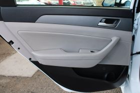 2018 Hyundai Sonata - Image 20