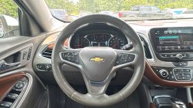 2018 Chevrolet Malibu - Image 30