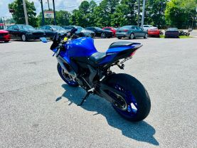 2024 YAMAHA YZF-R7 SPORTBIKES - -