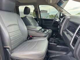 2017 RAM 5500 CREW CAB & CHASSIS CAB CHASSIS 6-CYL, TURBO DSL, 6.7L TRADESMAN CAB & CHASSIS 4D