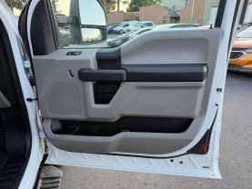2017 FORD F250 SUPER DUTY SUPER CAB PICKUP V8, FLEX FUEL, 6.2 LITER XL PICKUP 4D 8 FT