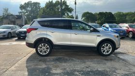 2019 FORD ESCAPE SUV 4-CYL, ECOBOOST, TURBO, 1.5 LITER SE SPORT UTILITY 4D