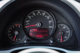2012 Volkswagen Beetle - Image 18