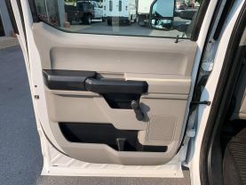 2019 FORD F250 SUPER DUTY CREW CAB 8FT KNAPHEIDE SERVICE BED TRUCK SERVICE/UTILITY TRUCKS V8, FLEX FUEL, 6.2 LITER XL PICKUP 4D 8 FT - Eddies Auto Sales