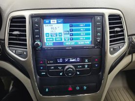 2011 JEEP GRAND CHEROKEE SUV V6, FLEX FUEL, 3.6 LITER LAREDO SPORT UTILITY 4D