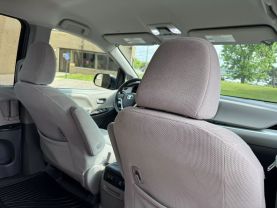 2019 TOYOTA SIENNA VAN V6, 3.5 LITER LE MINIVAN 4D
