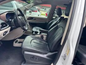 2019 CHRYSLER PACIFICA VAN V6, 3.6 LITER TOURING L MINIVAN 4D