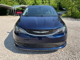 2017 CHRYSLER PACIFICA VAN V6, 3.6 LITER LX MINIVAN 4D at T&T Repairables - used car dealership in Spencer, Indiana.