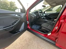 2017 FORD FOCUS