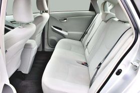 2013 TOYOTA PRIUS HATCHBACK 4-CYL, HYBRID, 1.8 LITER FIVE HATCHBACK 4D