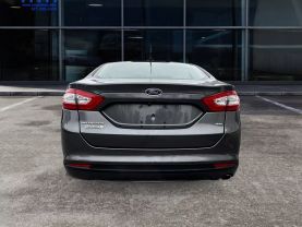 2016 Ford Fusion Energi Plug-in Hybrid Se Luxury Sedan 4d - Image 4