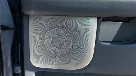 2020 Lincoln Navigator - Image 32