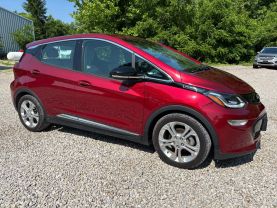 2017 CHEVROLET BOLT EV HATCHBACK ELECTRIC MOTOR LT HATCHBACK 4D at T&T Repairables - used car dealership in Spencer, Indiana.