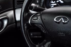 2017 INFINITI Q70 SEDAN V6, 3.7 LITER 3.7 SEDAN 4D
