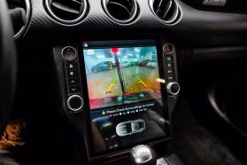 2018 Ford Mustang - Image 19