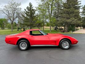 1974 CHEVROLET CORVETTE COUPE L48 V8 (350) STINGRAY