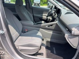 2023 HYUNDAI ELANTRA SEDAN 4-CYL, SULEV, 2.0 LITER SEL SEDAN 4D at T&T Repairables - used car dealership in Spencer, Indiana.