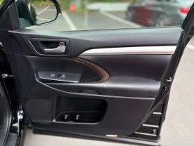 2016 Toyota Highlander - Image 20
