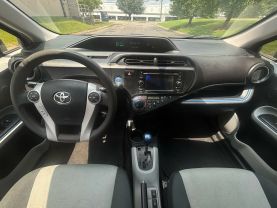 2013 TOYOTA PRIUS C HATCHBACK 4-CYL, HYBRID, 1.5 LITER THREE HATCHBACK 4D
