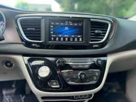 2021 CHRYSLER VOYAGER VAN V6, 3.6 LITER LXI MINIVAN 4D