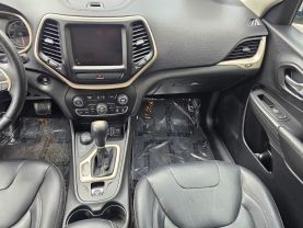 2017 JEEP CHEROKEE SUV V6, 3.2 LITER LIMITED SPORT UTILITY 4D