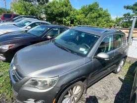 2009 VOLKSWAGEN TIGUAN SUV 4-CYL, TURBO, 2.0 LITER S SPORT UTILITY 4D