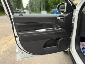 2016 JEEP COMPASS SUV 4-CYL, 2.4 LITER LATITUDE SPORT UTILITY 4D