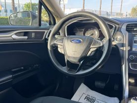 2017 FORD FUSION SEDAN 4-CYL, 2.5 LITER SE SEDAN 4D