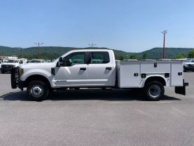 2017 FORD F350 SUPER DUTY CREW CAB 8FT KNAPHEIDE SERVICE BED TRUCK SERVICE/UTILITY TRUCKS V8, TURBO DIESEL, 6.7L XL PICKUP 4D 8 FT - Eddies Auto Sales
