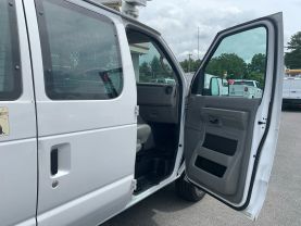 2012 FORD E350 SUPER DUTY 35FT BUCKET VAN SKYVAN UVN35A BUCKET TRUCKS V8, FLEX FUEL, 5.4 LITER VAN 3D - Eddies Auto Sales