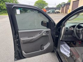 2011 NISSAN FRONTIER KING CAB PICKUP V6, 4.0 LITER PRO-4X PICKUP 2D 6 FT