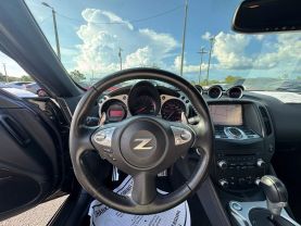 2015 NISSAN 370Z