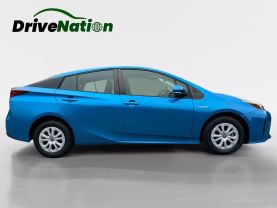 2021 TOYOTA PRIUS HATCHBACK 4-CYL, HYBRID, 1.8 LITER LE HATCHBACK 4D