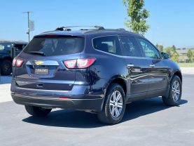 2017 CHEVROLET TRAVERSE SUV V6, 3.6 LITER LT SPORT UTILITY 4D - The Auto Lot