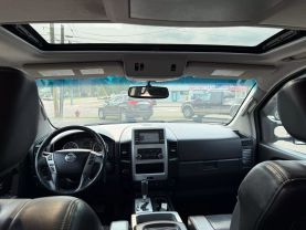 2015 Nissan Titan Crew Cab - Image 13