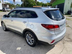 2017 HYUNDAI SANTA FE SUV V6, GDI, 3.3 LITER SE SPORT UTILITY 4D