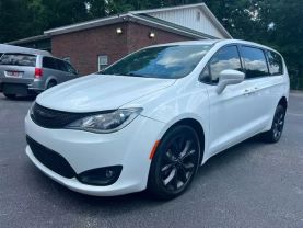 2018 CHRYSLER PACIFICA VAN V6, 3.6 LITER TOURING PLUS MINIVAN 4D