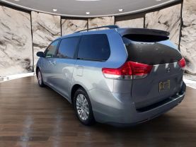 2013 TOYOTA SIENNA VAN V6, 3.5 LITER XLE MINIVAN 4D