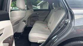 2012 Toyota Venza - Image 15