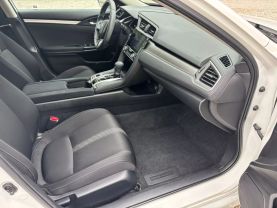 2017 HONDA CIVIC SEDAN 4-CYL, I-VTEC, 2.0 LITER EX SEDAN 4D at T&T Repairables - used car dealership in Spencer, Indiana.