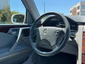 2001 MERCEDES-BENZ E-CLASS SEDAN V6, 3.2 LITER E 320 SEDAN 4D