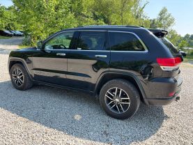 2018 JEEP GRAND CHEROKEE SUV V6, VVT, 3.6 LITER LIMITED SPORT UTILITY 4D at T&T Repairables - used car dealership in Spencer, Indiana.
