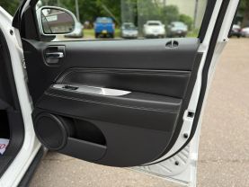 2016 JEEP COMPASS SUV 4-CYL, 2.4 LITER LATITUDE SPORT UTILITY 4D