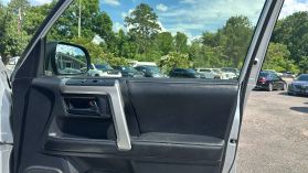 2013 Toyota 4runner - Image 18