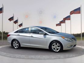 2013 HYUNDAI SONATA SEDAN 4-CYL, 2.4 LITER SE SEDAN 4D