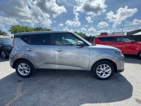 2023 KIA SOUL WAGON 4-CYL, 2.0 LITER LX WAGON 4D