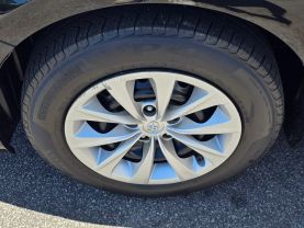 2017 Toyota Camryle Sedan 4d - Image 30