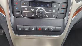 2011 JEEP GRAND CHEROKEE SUV V8, 5.7 LITER LIMITED SPORT UTILITY 4D